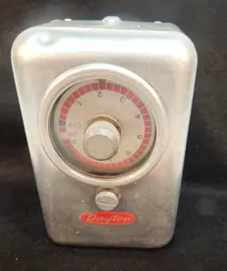 DAYTON 2E256 TIMING MOTOR PROGRAM TIMER? 1/2HP 208-240VAC NOS?AS IS