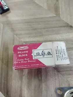 DAYTON 4X818 PILLOW BLOCK 1
