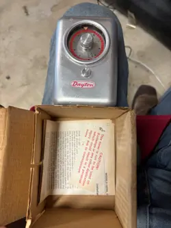 DAYTON 2E209 TIMER 1/2 HP 15 AMP SINGLE POLE