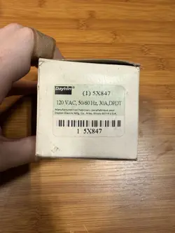 BRAND NEW DAYTON POWER RELAY 5X847 120V/300V/480V/600V