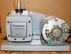 D-25 BELT-DRIVEN VACUUM