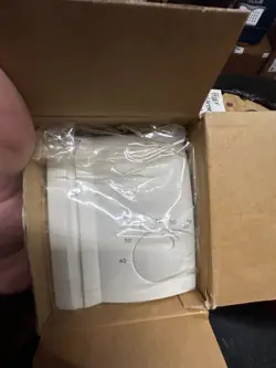 THERMOSTAT 1UHE8