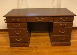 90S DARK WOOD 7-DRAWER EXECUTIVE DESK 54