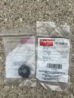 LOT OF 2 NOS DAYTON 1L661A 5/8” SHAFT COLLAR, CLAMP
