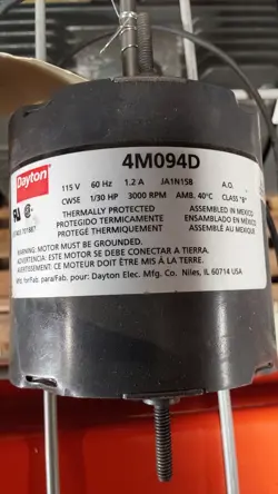 DAYTON 1/30HP 3000RPM MODEL 4M094D LOCATION I-2