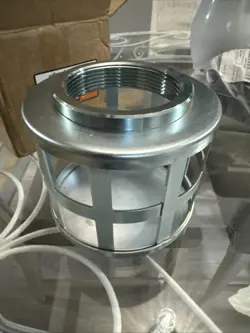 DAYTON 2EHE8 SUCTIONSTRAINER, 7 DIA, 4 NPT, SIDE SQ PERF