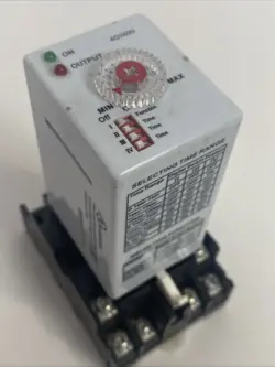NEW DAYTON 4GY65N TIME DELAY RELAY 2 FUNCTION 120V 12A RESISTIVE PRICED TO SELL!