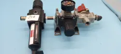 SMC/DAYTON PNEUMATIC ASSEMBLY ,DAYTON 4ZK86, SMC AR40-N04--Z, SMC VHS40--N04-Z