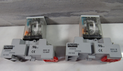 QTY. 2 DAYTON 24VDC RELAYS 1EHT5 W/BASES 2A584M 300V 10AMP 0516X