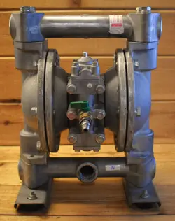 DIAPHRAGM PUMP WITH