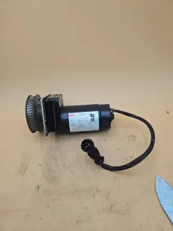 90V 102 RPM