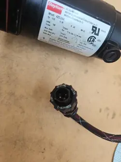 90V