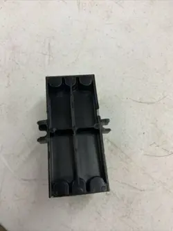 SCREW TERMINAL