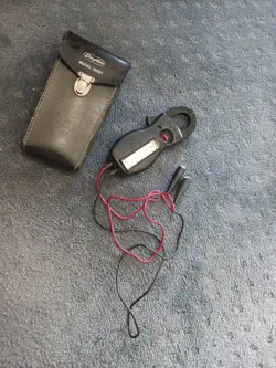 VINTAGE AMPROBE DAYTON MODEL 4X221, VOLTSAMPS W/ CASE