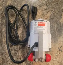 SELF PRIMING 115V