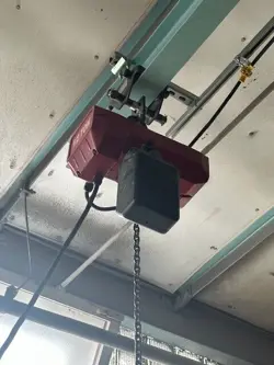 HOIST NEW IN