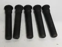 STUD 13-1572 LOT