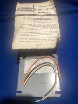 VOLT SWITCHING RELAY