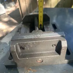 DRILL PRESS VISE