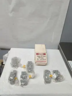 8-PIN LOT OF