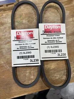 3L230 PREMIUM V-BELT LOT OF 2 DAYTON