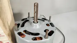 POLE MOTOR 1/15