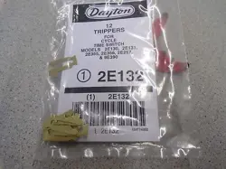 TRIPPERS 2E132 *FREE