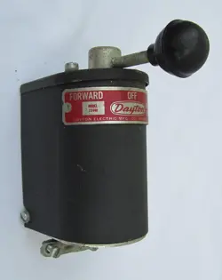 DAYTON 2X440 REVERSING SWITCH, 1HP, 220V