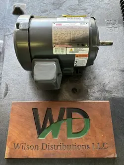 72823