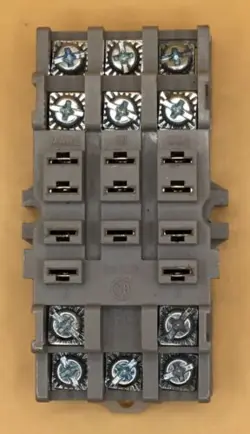 5X853F RELAY SOCKET