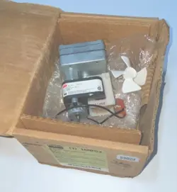 BOX DAYTON 1MBG3