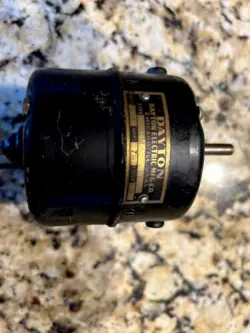 1M252