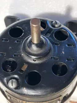 VOLTS 115 AMPS