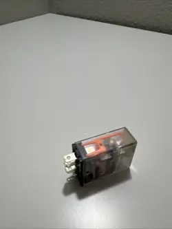 SQUARE PIN