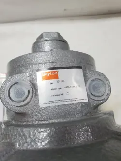 DAYTON 32V123