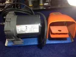 MOTOR W/FOOT CONTROL DAYTON MOTOR- HERCULESE F/CONTROL