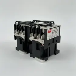 REVERSING CONTACTOR POLE