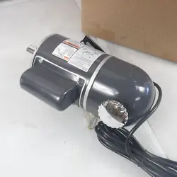 DAYTON OSCILLATING FAN
