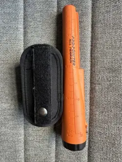 METAL DETECTOR