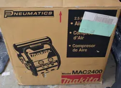 AIR COMPRESSOR