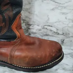 WORK BOOTS