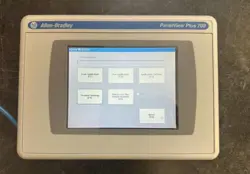 700