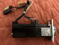 MITSUBISHI SERVO MOTOR HC-MFS13E1BL 3000R/MIN