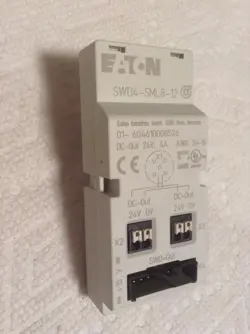 EATON SWD4-SML8-12 CONTROL PANEL BUSHING 174755
