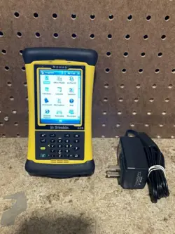 TRIMBLE NOMAD 6GB