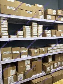 BOX ALLEN-BRADLEY 2711-B6C8