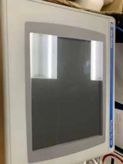 ALLEN BRADLEY 2711P-T10C4D8 / A PANELVIEW PLUS 6 1000 TOUCH COLOR 10.4