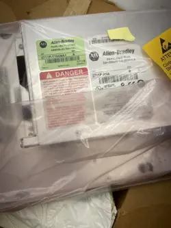 ​BRAND NEW ALLEN BRADLEY 2711P-T10C6A1 SER A HIGH QUALITY FREE SHIPPING