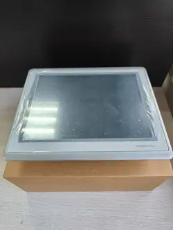 2711P-T15C22D9P OPERATOR