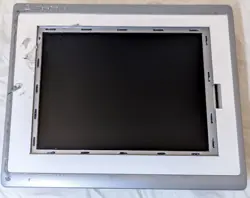 DAMAGE NEEDS DIGITIZER*